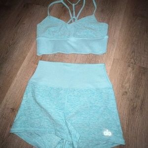 ALO YOGA SET